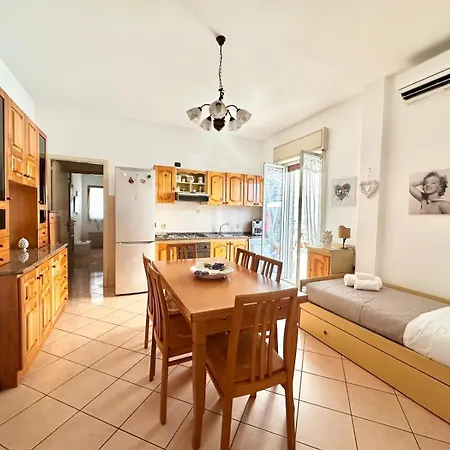 Ginevra House